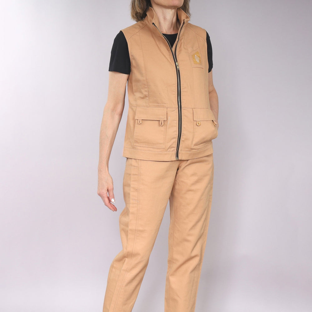 FR Utility vest for women doe